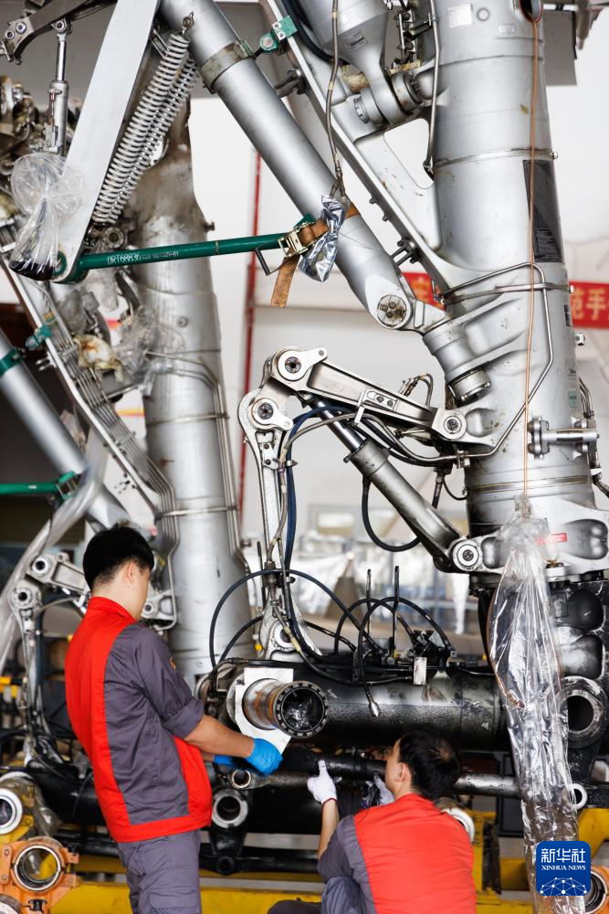 海口:走进自贸港飞机维修“4S店”