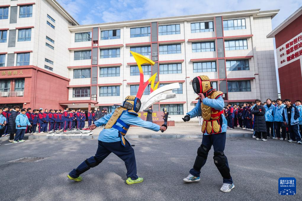 乡村中学打造“阳光大课间”