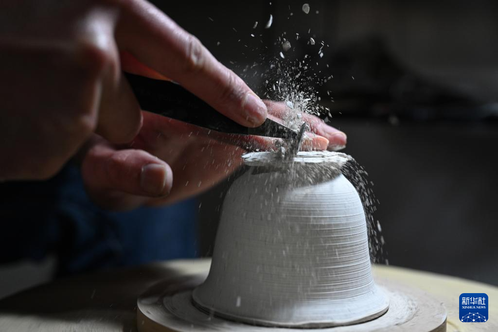 图片故事丨古窑“新生代”:让传统技艺与现代生活交融