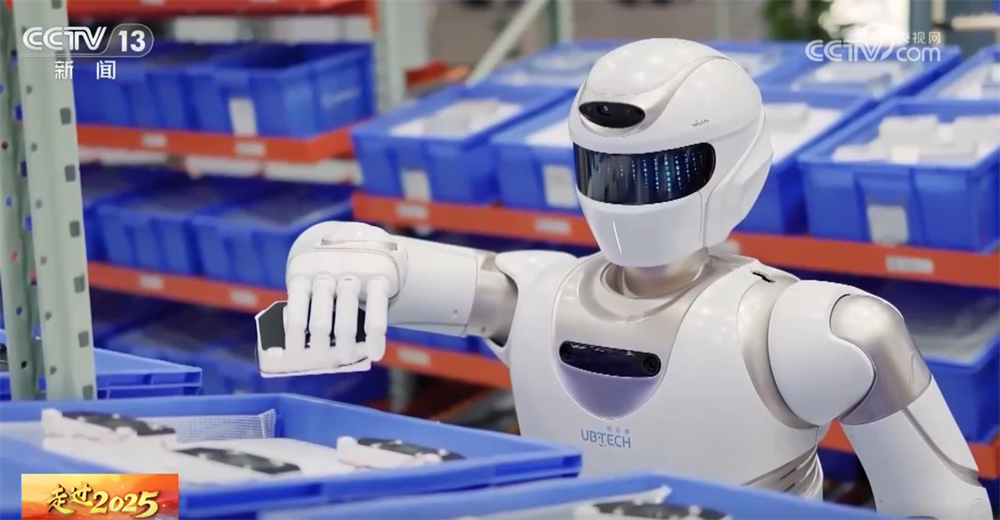 透过数据看2025年中国经济“破浪前行”向新向优 多领域发展支撑“行稳致远”