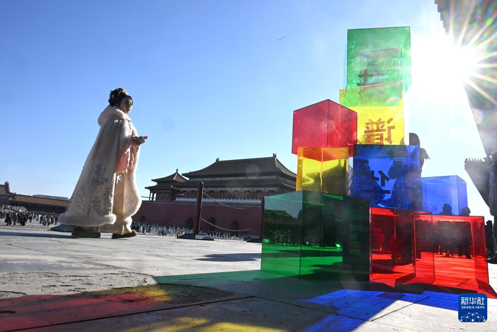 在故宫“听色彩讲故事”