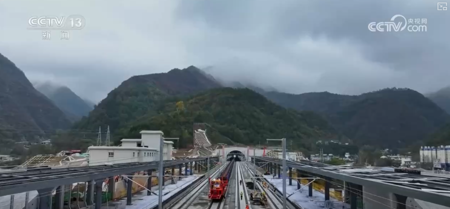 能源→交通→民生 建设者以马不停蹄的干劲刷新重大工程“进度条”