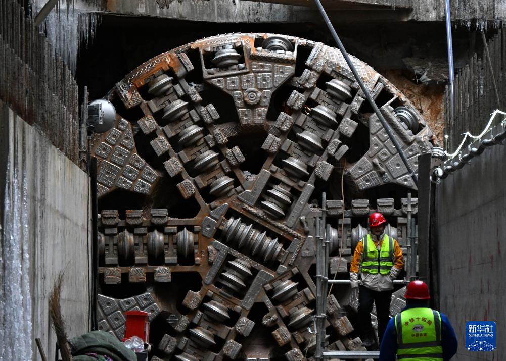 山东青岛:地铁盾构施工 双线“零沉降”贯通