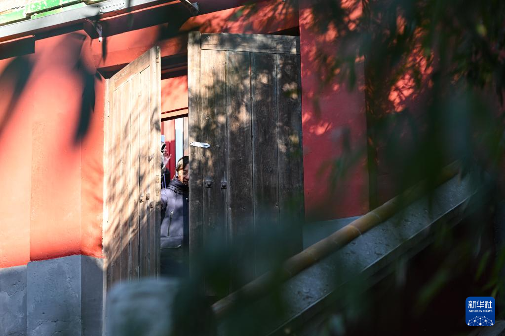 北京北海公园琉璃阁院落腾退移交 “西天梵境”恢复完整性