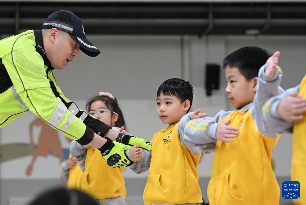 乌鲁木齐:寒假将至 安全先行