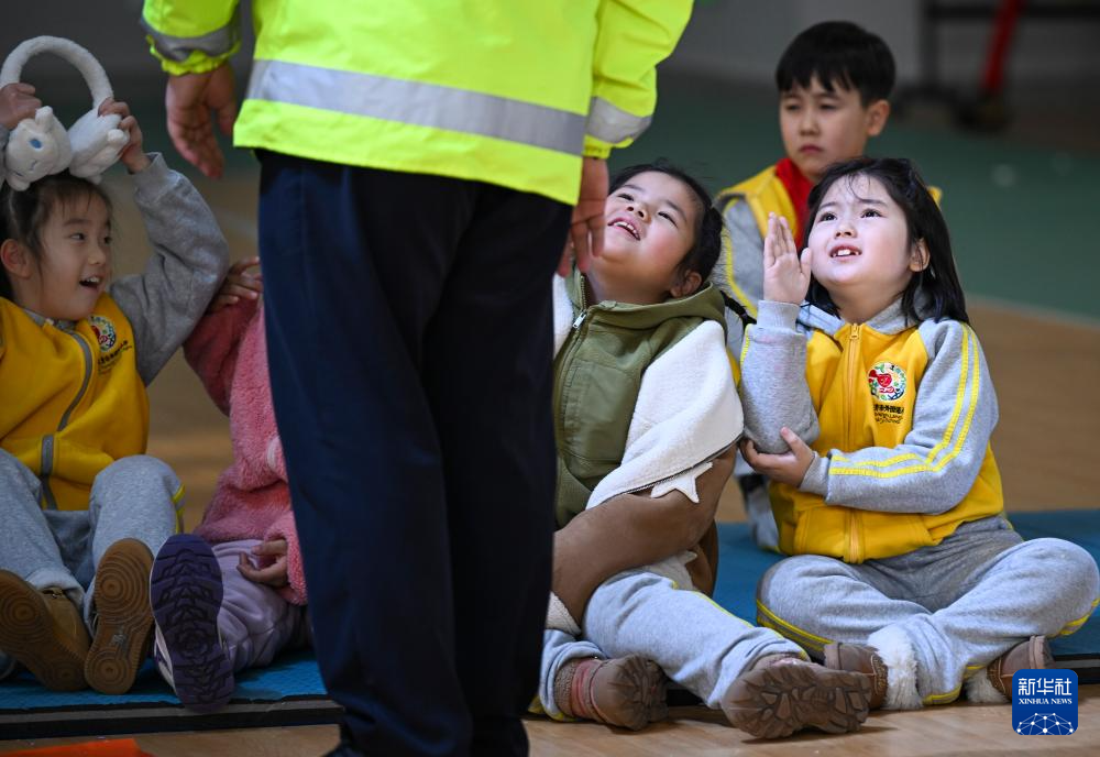 乌鲁木齐:寒假将至 安全先行