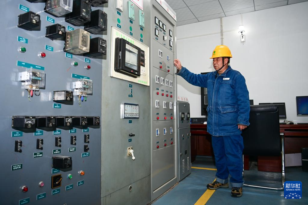 秦岭深处“融冰人”