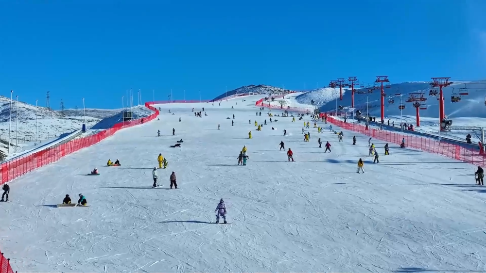 冰雪热力深观察｜冰雪IP如何让“冷资源”带动全域“热经济”