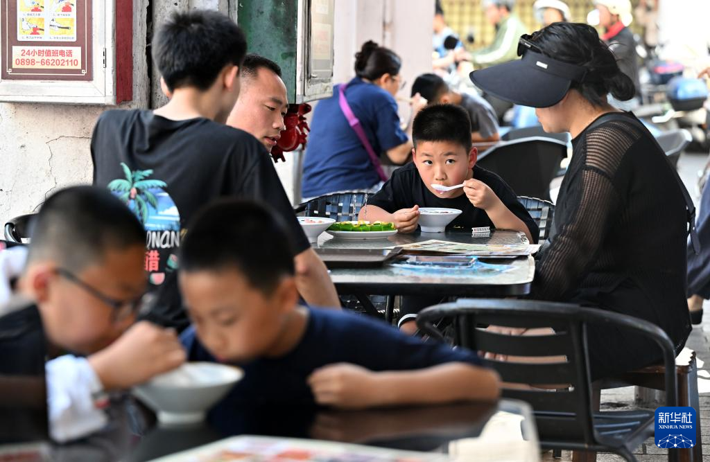 海口:骑楼老街人气旺