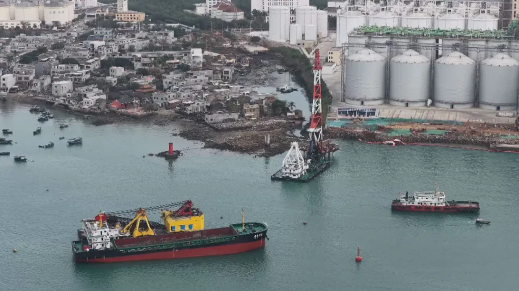 四中全会精神在基层丨生产建设“热力”十足 政策“变现”时不我待——来自儋州洋浦的海南自贸港建设一线见闻