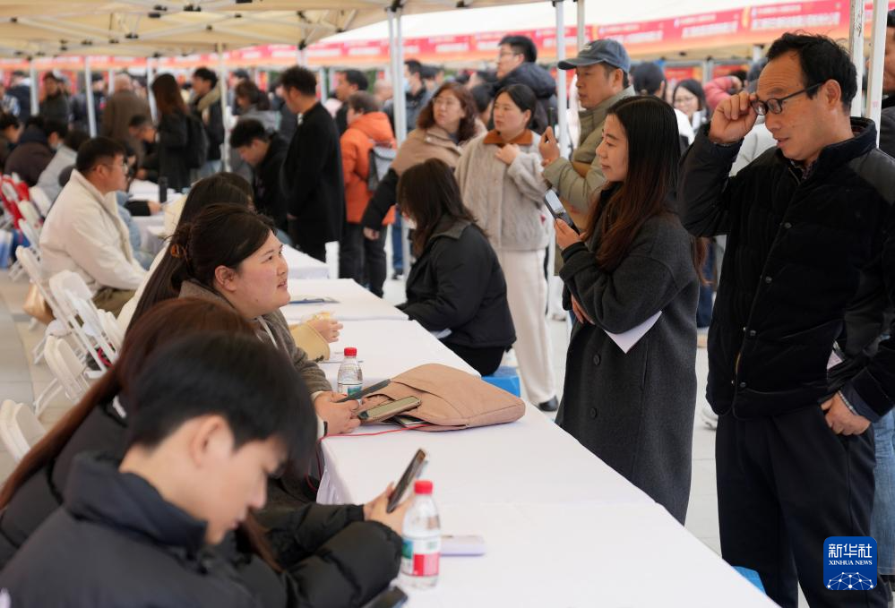 杭州:春风送岗促就业