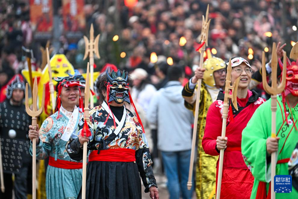 重庆璧山:千年火把节 点亮乡村新春