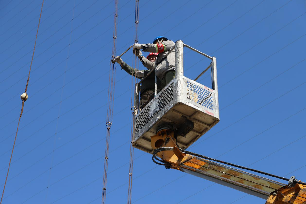 他把生命燃成“永不消逝的电波”