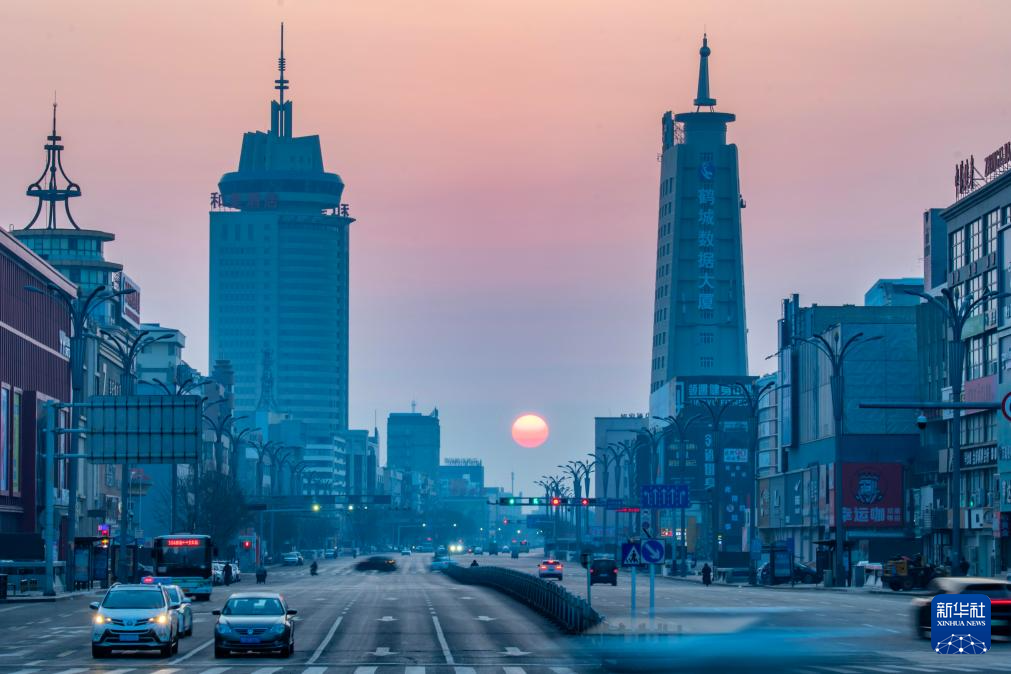 星空相册丨春分悬日