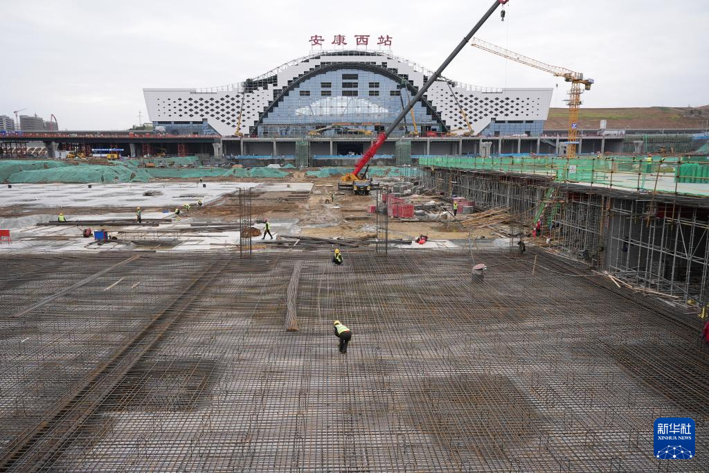 西康高铁沿线车站挂牌