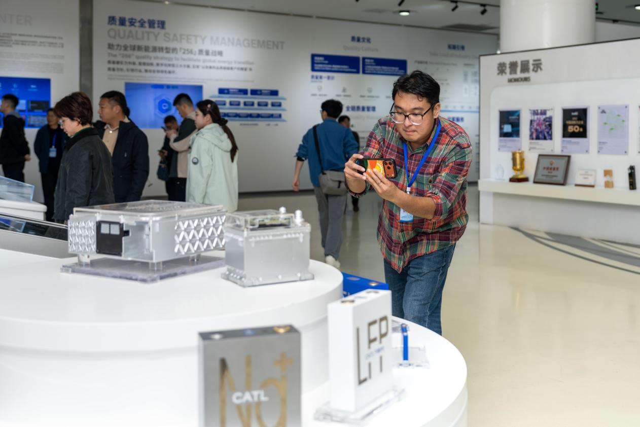 【发现最美铁路】沿着钢铁轨道，山海宁德正奔赴世界潮头