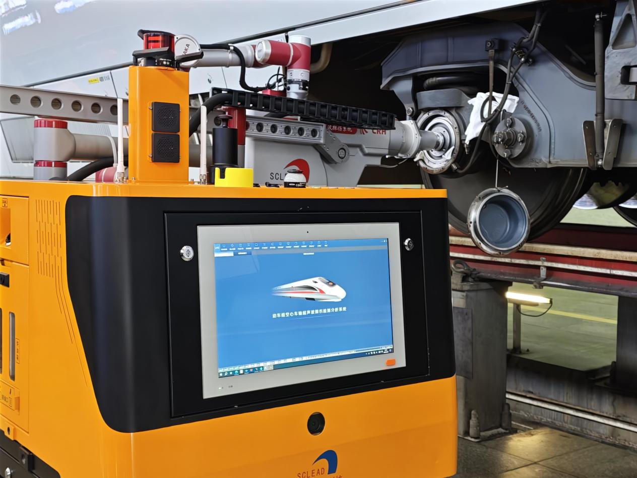 【发现最美铁路】在万里铁道线上与狂风竞速,与人心共鸣 【发现最美铁路】在万里铁道线上与狂风竞速,与人心共鸣