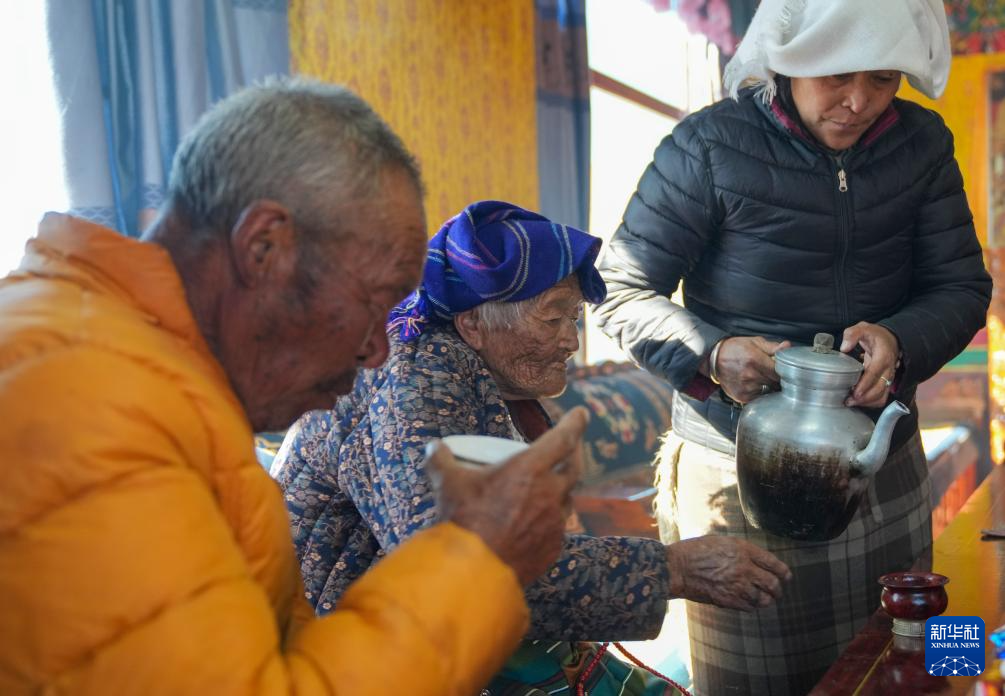 苦难和新生——西藏翻身农奴影像档案:贡觉曲珍