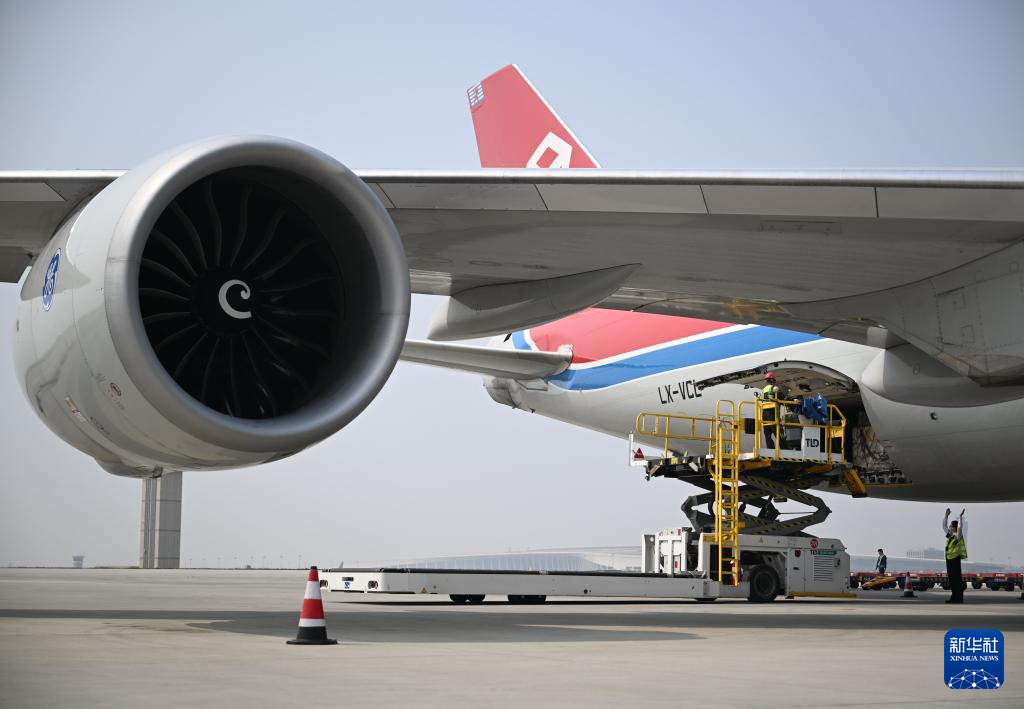 郑州:国际航空货运枢纽能级逐步提升