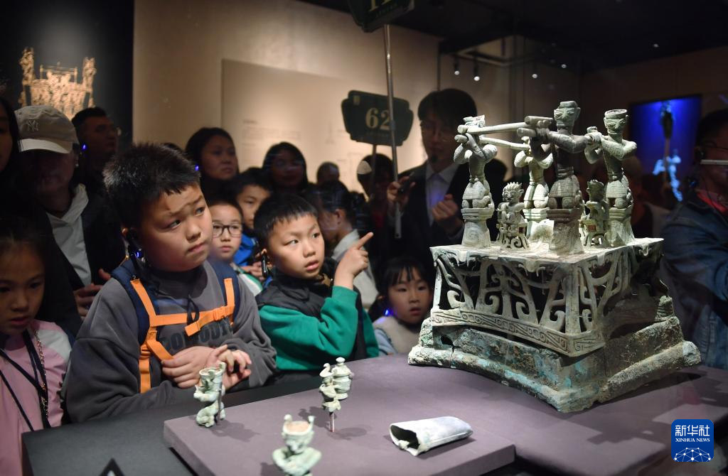 四川多地开启春假 三星堆博物馆迎来研学游高峰