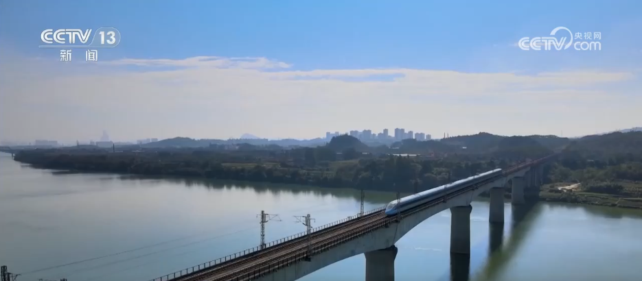 中国经济一季报 | 11.33亿人次+5.5% 铁旅融合让消费“加速跑”