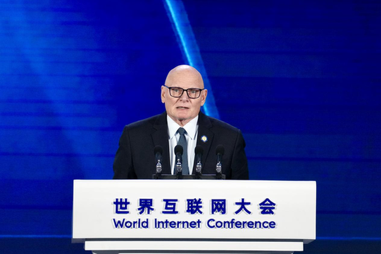 洪曜庄:强化基础设施、应用能力及合作,让人工智能惠及各行各业 洪曜庄:强化基础设施、应用能力及合作,让人工智能惠及各行各业