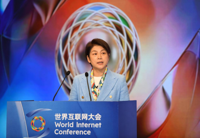 王岩:智能体越智能安全风险越大 王岩:智能体越智能安全风险越大