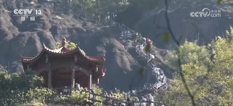 山水本身就是一间流动的自然课堂 春日文旅从“看风景”走向“读自然”