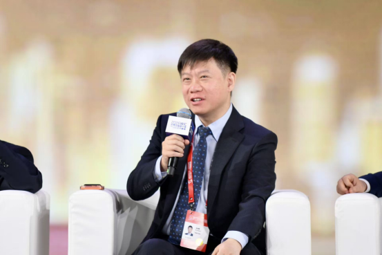 吴明辉谈“AI平权”：无需懂技术也可做出专属AI