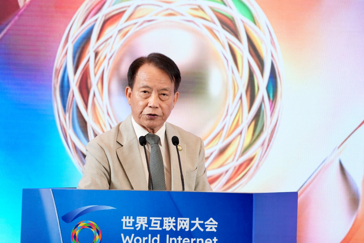 李锦滔:AI能让医生和研究人员“无边界”学习 李锦滔:AI能让医生和研究人员“无边界”学习