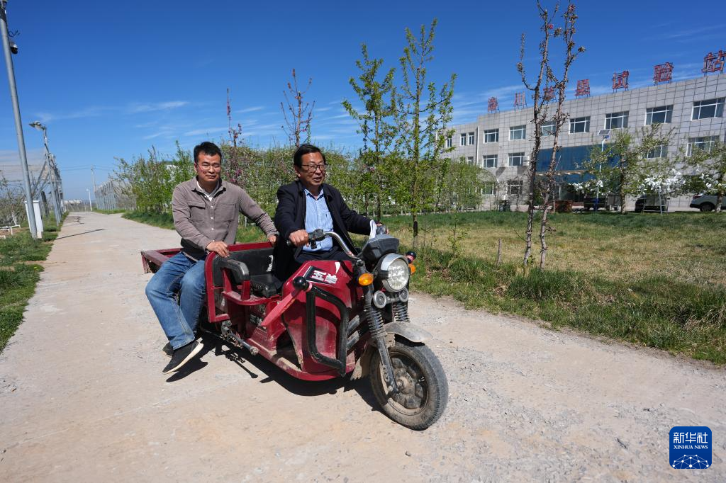 三秦“农科前哨”助农兴农