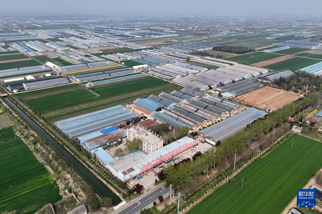 三秦“农科前哨”助农兴农