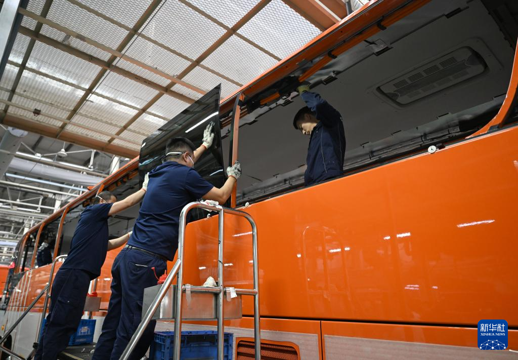 经济大省挑大梁丨挺起中原“硬脊梁”——河南装备制造业高质量发展一线观察