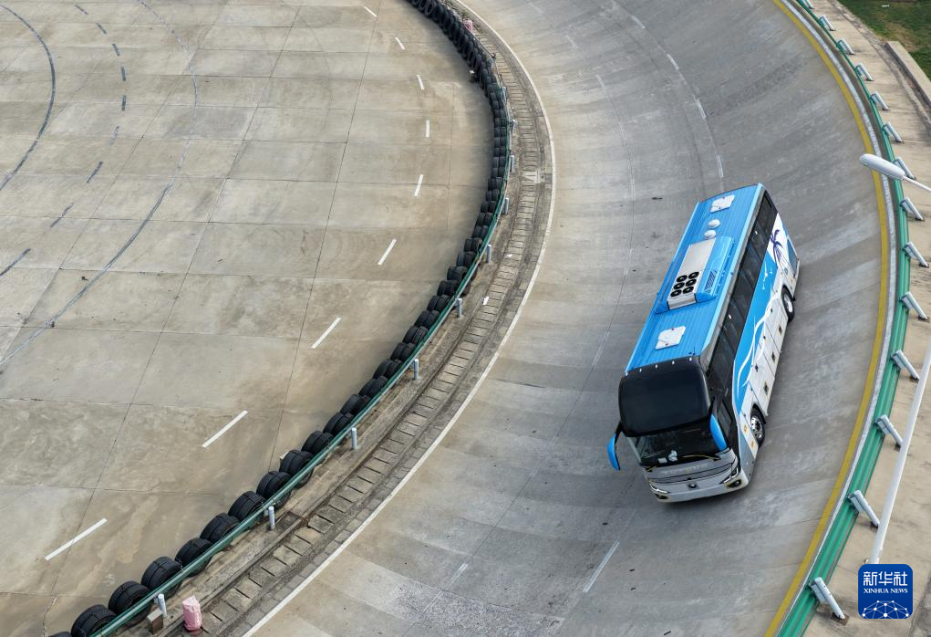 经济大省挑大梁丨挺起中原“硬脊梁”——河南装备制造业高质量发展一线观察