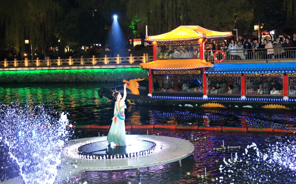 【开局之年看中国·遇见不一样的江苏】扬州：一船越千年，古水焕新生