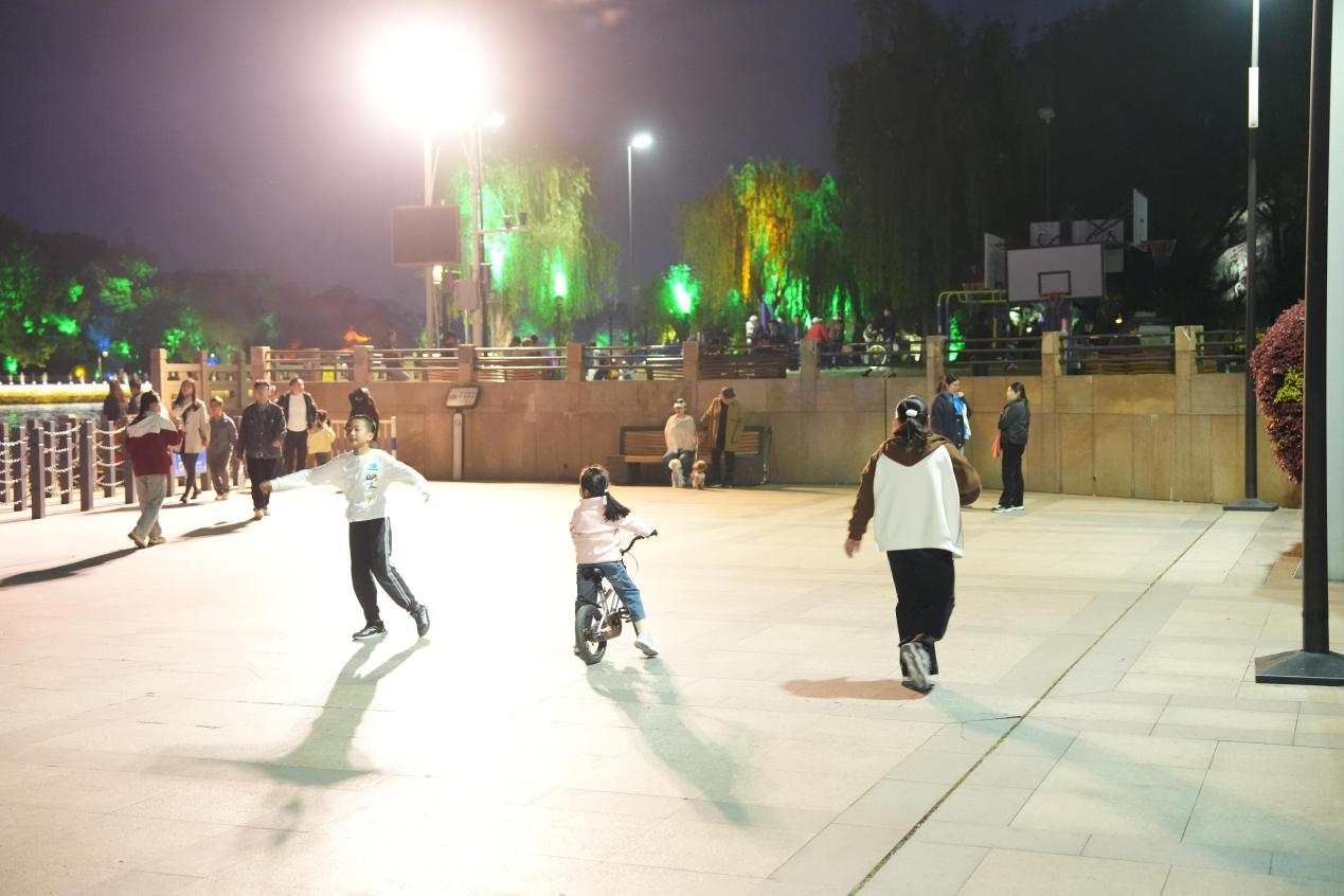 【开局之年看中国·遇见不一样的江苏】扬州：一船越千年，古水焕新生