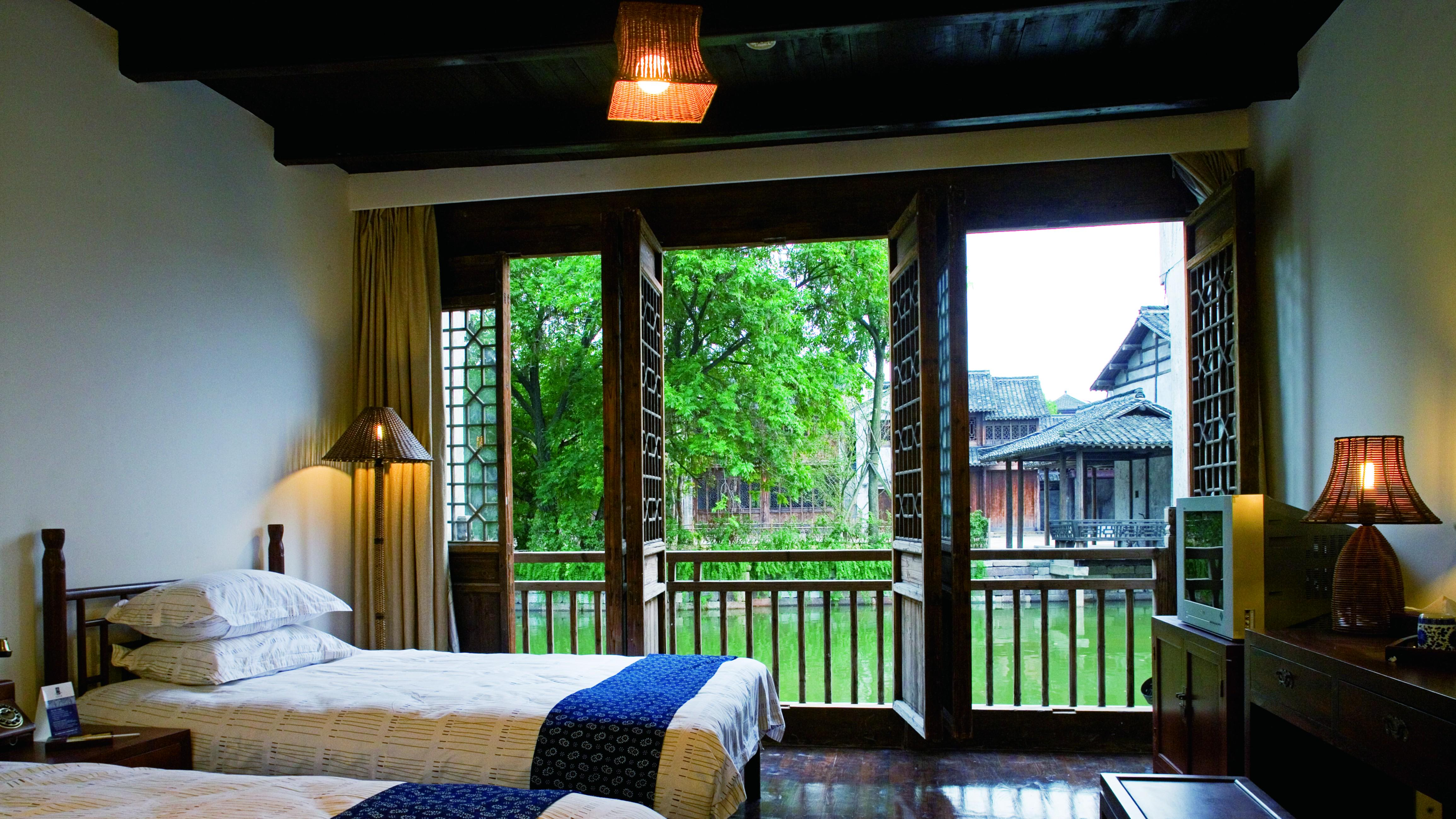 五一春假下江南：蚕花盛会、灵水居光影秀、木心美术馆特展……解锁乌镇文旅新体验