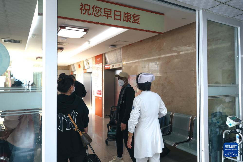 图片故事丨为“生命通道”点亮一束光