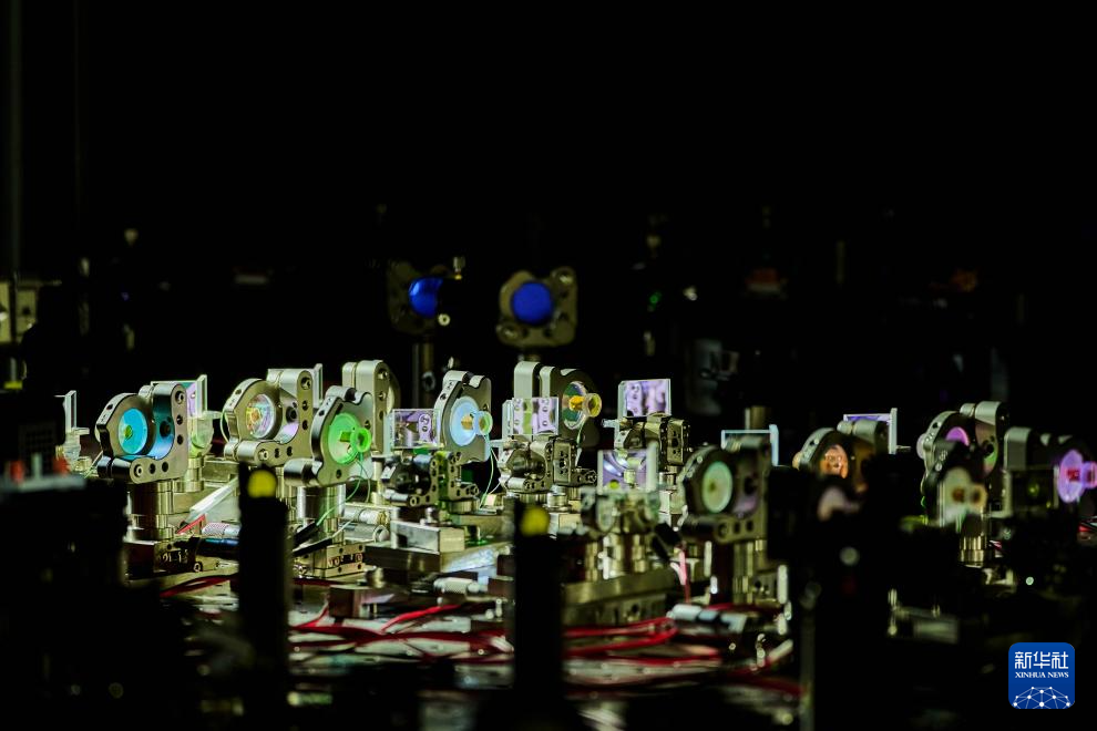 中国科学家成功研制“九章四号”量子计算原型机