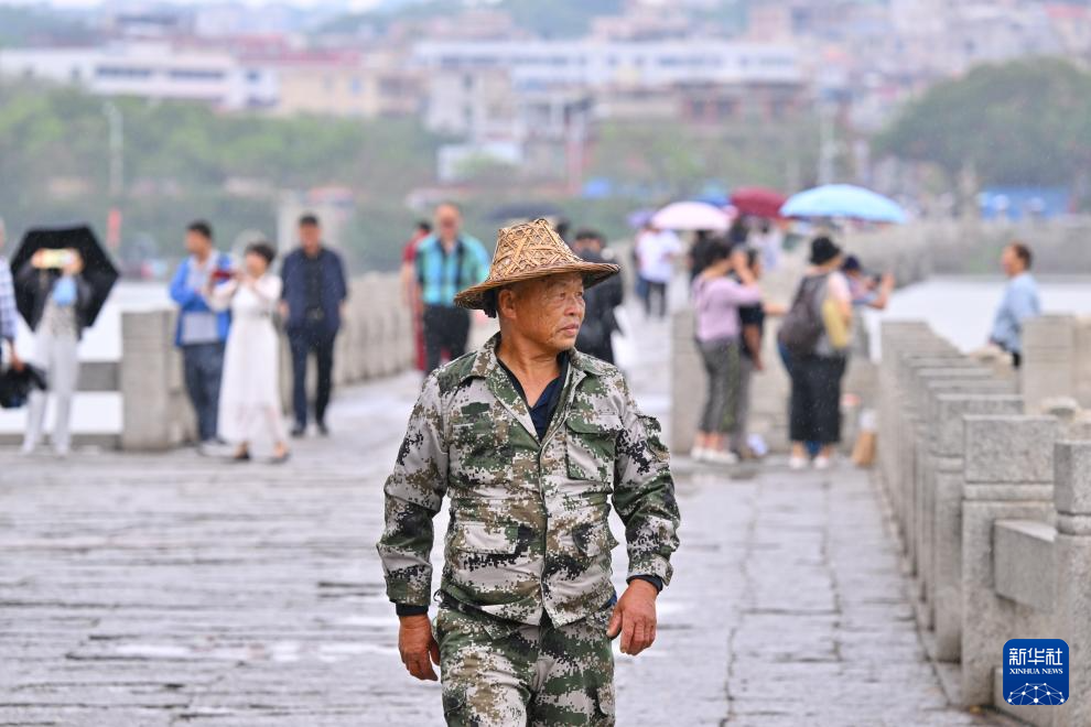 图片故事丨从讨海到守林:洛阳江上的生态摆渡人