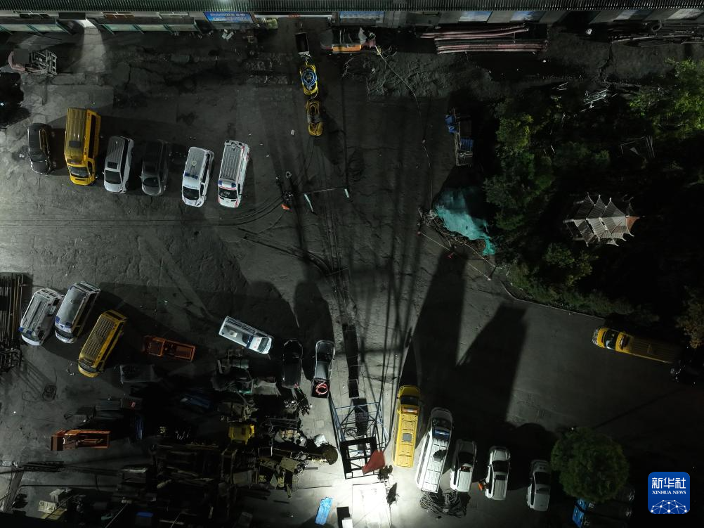 深夜救援