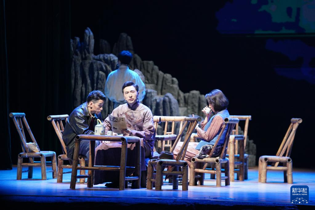 经典话剧《红岩》在南昌上演