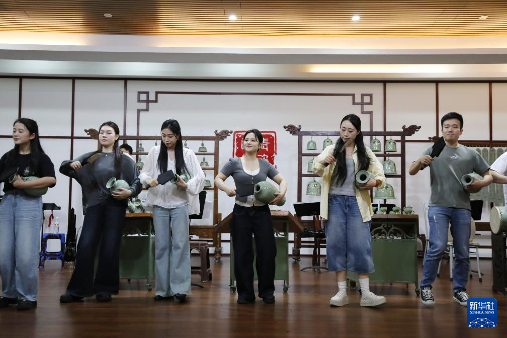 文化中国行丨浙江慈溪:擦亮“秘色瓷都”品牌 推动产业融合发展