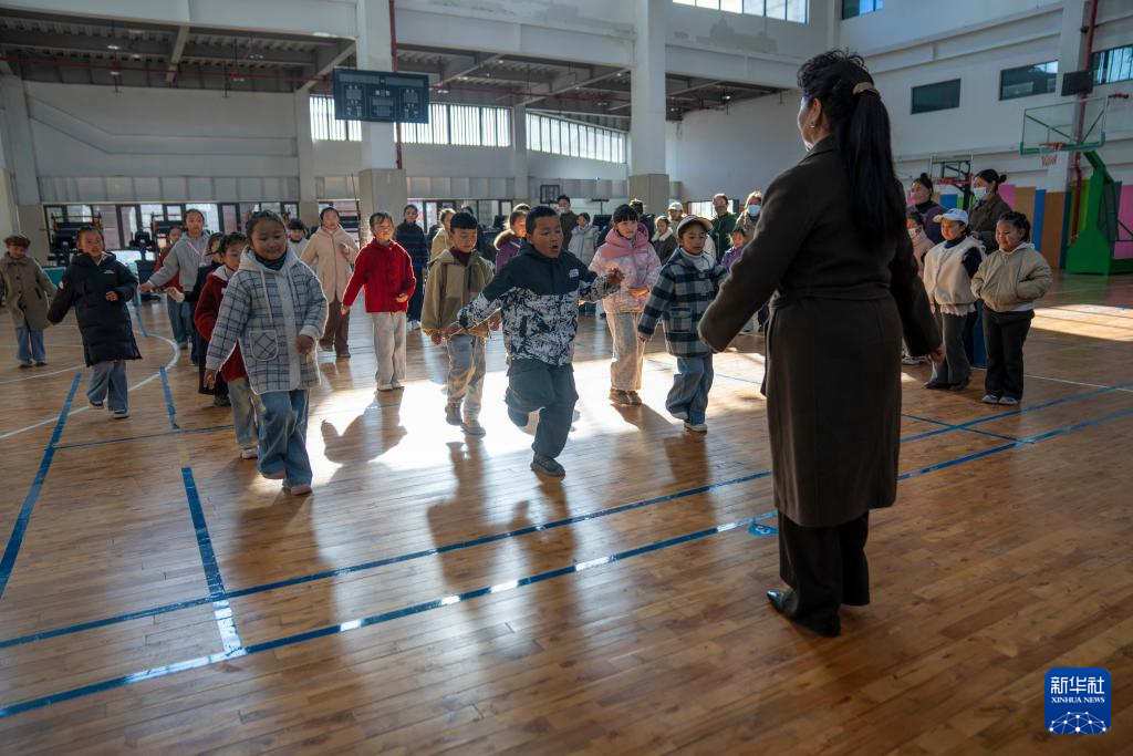 尼玛仓曲:用公益课堂点亮非遗之美