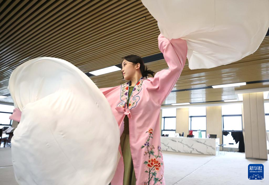 “主角”是怎样炼成的——“一场戏”的台前幕后