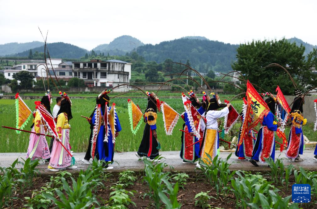 安顺地戏展非遗风采
