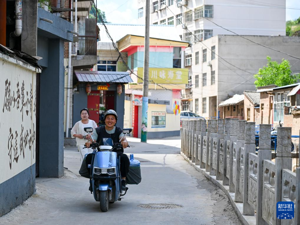树立和践行正确政绩观丨陕西宜川:党建引领 “双微服务”提升居民幸福感