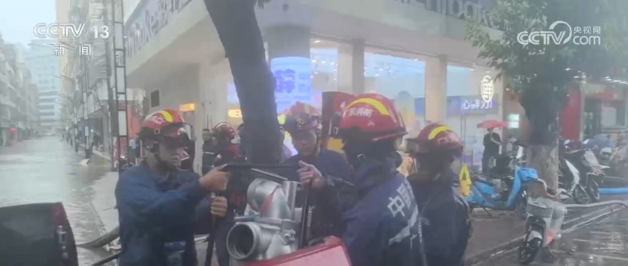 “预”字当先、“实”字托底 多部门闻“汛”而动筑牢防线保障百姓安全