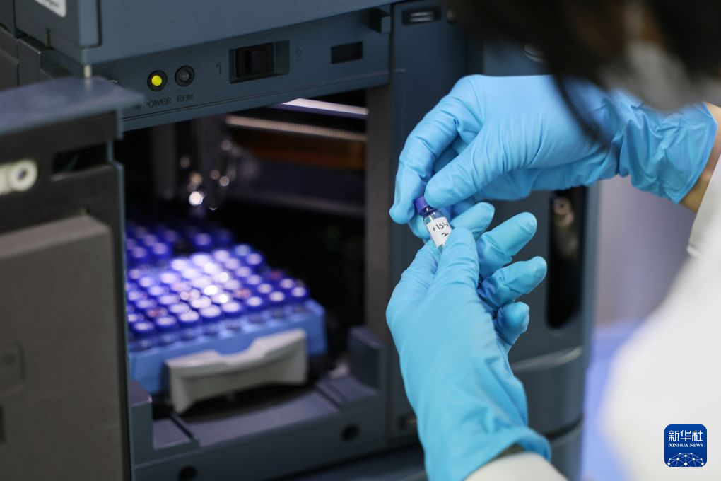 活力中国调研行丨走进药物化学生物学全国重点实验室