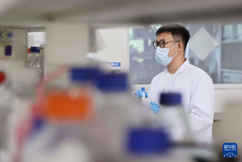 活力中国调研行丨走进药物化学生物学全国重点实验室